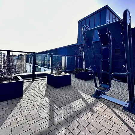 Peaceful Premium With Sauna And Balcony - Perfect Downtown Location 아파트 탐페레